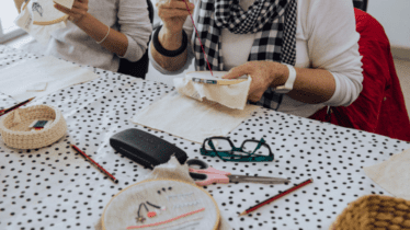 Craft & Chat: Community Crafting Night