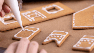 Easy Mini Gingerbread Houses and Tree Making